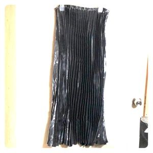 Impressions millennium edition pleated skirt.